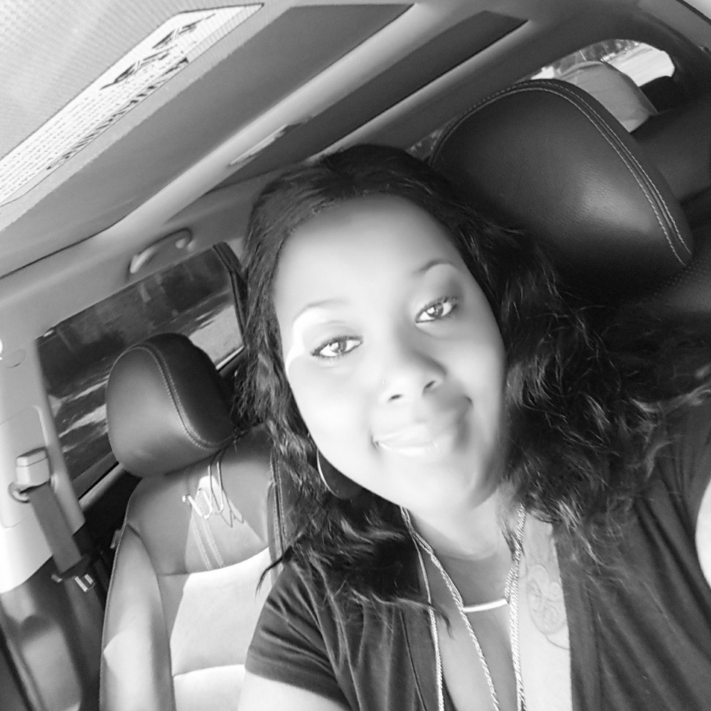 Meet your Posher, Sharita